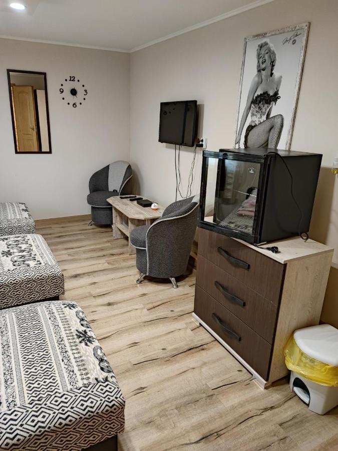 Havanna Etterem Es Vendeghaz 호텔 Putnok 외부 사진